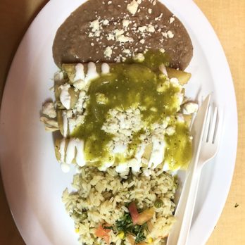 Taco Pionero - Chicken Enchiladas (Green sauce) refried beans and Rice / Arroz - Tacos Near Me - Arlington, Texas