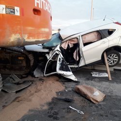 Roadside Towing and Unlocks - Accident recovery, rental cars and insurance claims specialists for over 25 years.