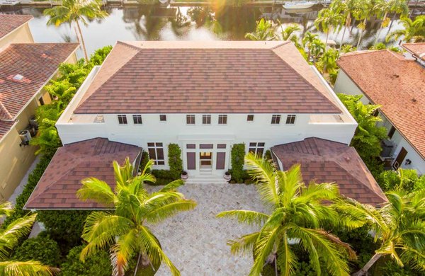 Gulf Coast Roofing Logo