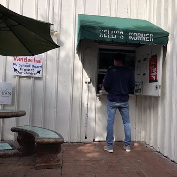 Kelly's Korner - The ordering window - outside option - Sandwiches Near Me - Rolling Hills Estate, California