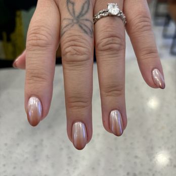 Vamp Nail Bar - Nail Salons Near Me - Gilbert, Arizona