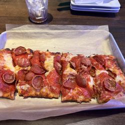 Dave & Buster's Gainesville - Double pepperoni flatbread