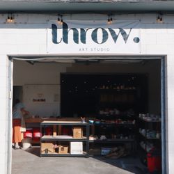 Throw Art Studio