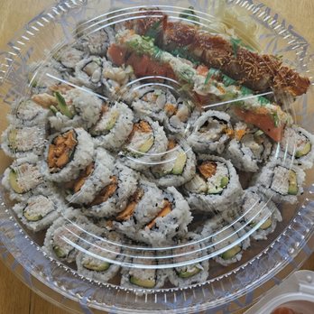 Sushi Taku - Tray B - Japanese Near Me - Vancouver, British Columbia Sushi Taku - Tray B - Japanese Near Me - Vancouver, British Columbia
