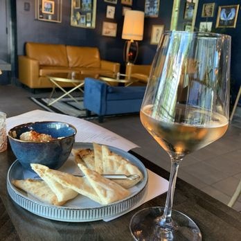 Belleville Wine Bar - Hummus, rosé and cute, my d-century conversation corner - Wine Bars Near Me - Reno, Nevada Belleville Wine Bar - Hummus, rosé and cute, my d-century conversation corner - Wine Bars Near Me - Reno, Nevada
