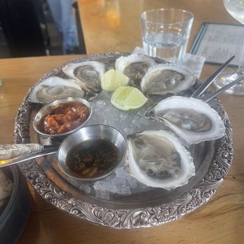 Purslane Eatery - Narragansett Oysters - Burgers Near Me - Wakefield, Rhode Island