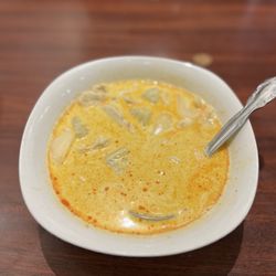 Long Beach Thai Restaurant - Yellow Curry with Chicken. Ok.