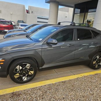 Chapman Hyundai Phoenix - Car Dealers Near Me - Phoenix, Arizona