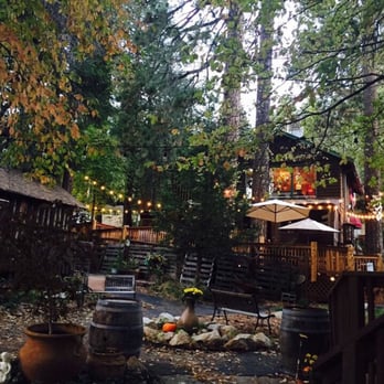 LouEddie's Pizza - This is their backyard! - Pizza Near Me - Skyforest, California