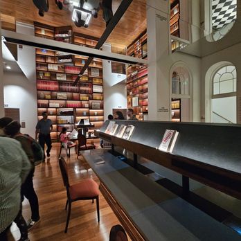 Planet Word Museum - Museums Near Me - Washington, DC, District of Columbia