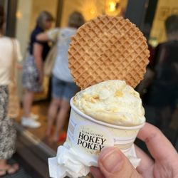 Eispatisserie Hokey Pokey - The original Hokey Pokey