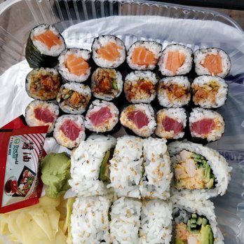 Noble Village - Spicy shrimp crunch, spicy tuna roll, eel roll, salmon roll - Japanese Near Me - Clawson, Michigan Noble Village - Spicy shrimp crunch, spicy tuna roll, eel roll, salmon roll - Japanese Near Me - Clawson, Michigan