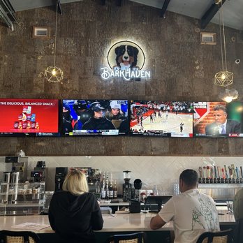 Barkhaven - Fabulous bartenders - Dog Parks Near Me - Orlando, Florida