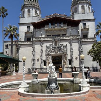 Hearst Castle Visitor Center - Visitor Centers Near Me - San Simeon, California Hearst Castle Visitor Center - Visitor Centers Near Me - San Simeon, California