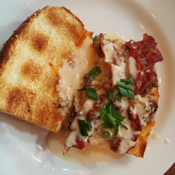 The Goat Murfreesboro - The Hot Brown is a brunch must while enjoying your favorite mimosa! - Bars Near Me - Murfreesboro, Tennessee The Goat Murfreesboro - The Hot Brown is a brunch must while enjoying your favorite mimosa! - Bars Near Me - Murfreesboro, Tennessee