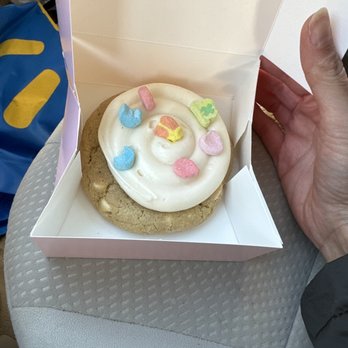 Crumbl - Cherry Hill - Bakeries Near Me - Cherry Hill, New Jersey