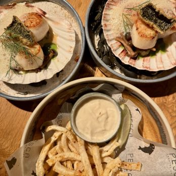Pesca - Scallops and calamari - Seafood Near Me - Amsterdam, New Hampshire