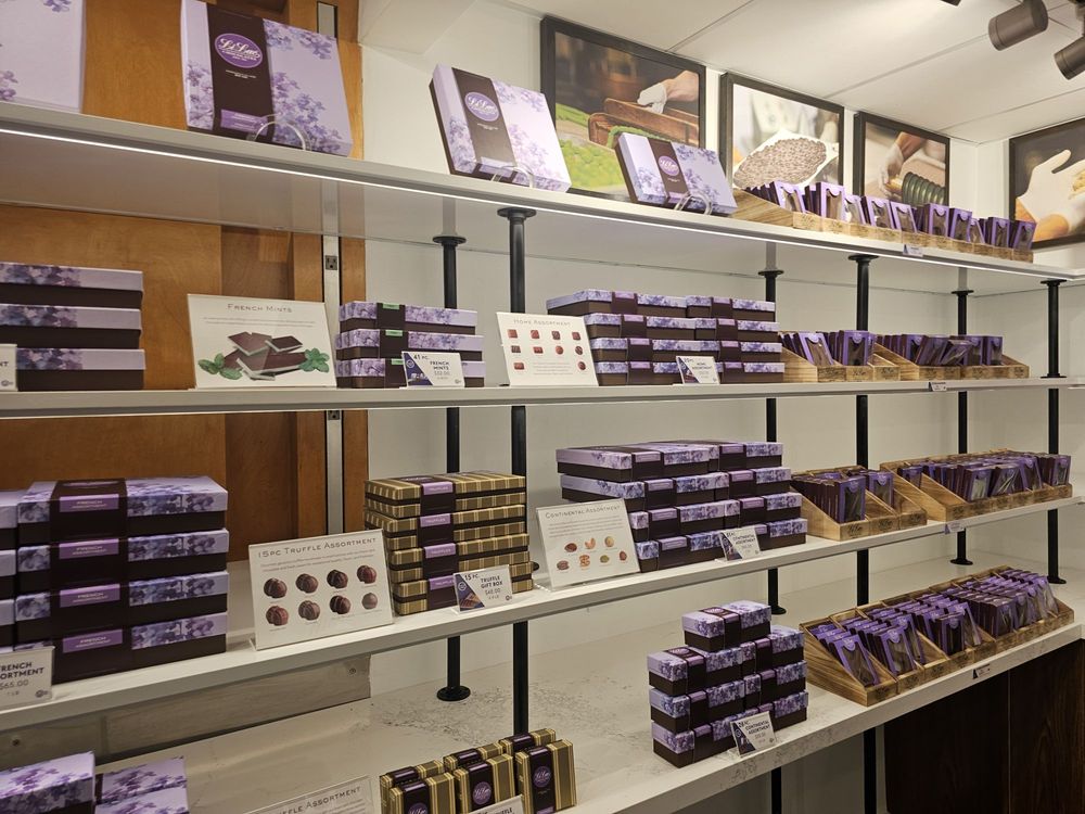 LILAC CHOCOLATES GRAND CENTRAL MARKET Updated September 2024 77