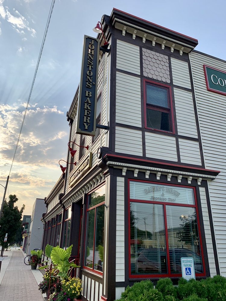 JOHNSTON’S BAKERY Updated March 2024 71 Photos & 45 Reviews 1227