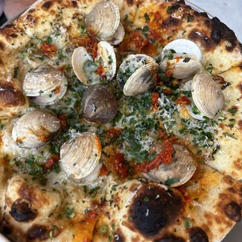 Pigzza - Clam pizza - Pizza Near Me - Orlando, Florida Pigzza - Clam pizza - Pizza Near Me - Orlando, Florida