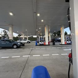 Costco Gasoline - Open stations at 6:37 AM