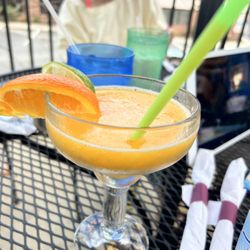 Mi Jalisco Family Mexican Restaurant - Mango margarita