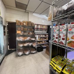 International Foods - Fresh breads, bulk items, cookies...