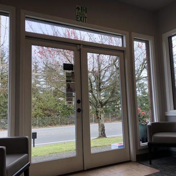 Dentistry of Bellevue WA - Inside lobby looking out - Cosmetic Dentists Near Me - Bellevue, Washington Dentistry of Bellevue WA - Inside lobby looking out - Cosmetic Dentists Near Me - Bellevue, Washington