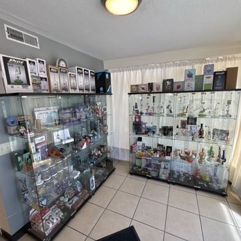 CLOUD FACTORY VAPES - Updated May 2026 - 809 W Washington St, Mount  Pleasant, Iowa - Vape Shops - Phone Number - Yelp