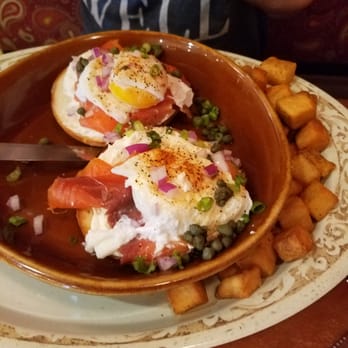 Another Broken Egg Cafe - Smoked salmon benedict - Breakfast & Brunch Near Me - Jacksonville, Florida