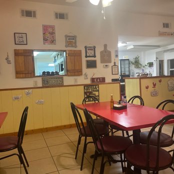Cottage Cafe - Love hearing the eggs fry first thing in the morning. - Breakfast & Brunch Near Me - Livingston, Texas