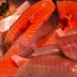 Fischfeinkost Hazar auf dem Wochenmarkt