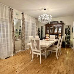 Golden Years & More Assisted Living - Dining area at goldenyearsansmore.com
