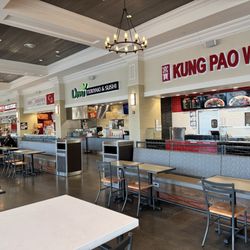 Norfolk Premium Outlets - Food court