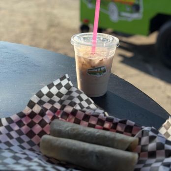 La Burra - These are my first 2 burritos out 4 that I ate delicious! - Food Trucks Near Me - Chula Vista, California La Burra - These are my first 2 burritos out 4 that I ate delicious! - Food Trucks Near Me - Chula Vista, California