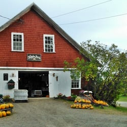 Apple Farm - Fairfield's Famous Apple Farm