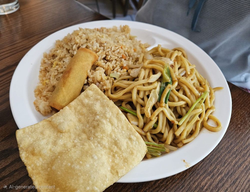 May Palace Restaurant Logo