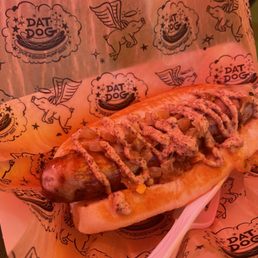 Smoked Bratwurst with creole mustard and grilled onions Smoked Bratwurst with creole mustard and grilled onions