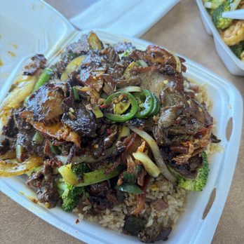 Mark's Kitchen - Beef and pork over fried rice - American Near Me - Fresno, California Mark's Kitchen - Beef and pork over fried rice - American Near Me - Fresno, California