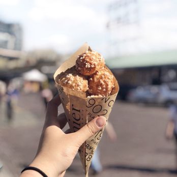 Le Panier - Bakeries Near Me - Seattle, Washington