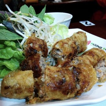 Huong Xua - Restaurants Near Me - Cabramatta, NSW