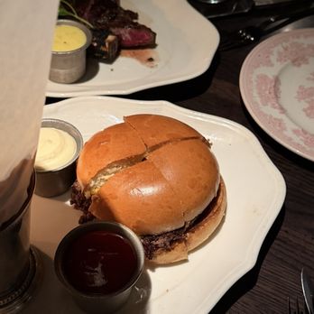 Bavette's Bar & Boeuf - 10oz Double Wagyu Cheeseburger - Steakhouses Near Me - Chicago, Illinois Bavette's Bar & Boeuf - 10oz Double Wagyu Cheeseburger - Steakhouses Near Me - Chicago, Illinois