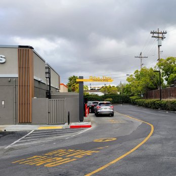 McDonald's - Drive Thru at 530pm - Fast Food Near Me - San Carlos, California McDonald's - Drive Thru at 530pm - Fast Food Near Me - San Carlos, California