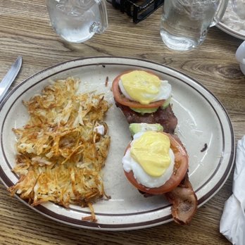 Marlene & Glen's Dead Fly Diner - Bat Beni (bacon, avocado, tomato) - Diners Near Me - Plymouth, California