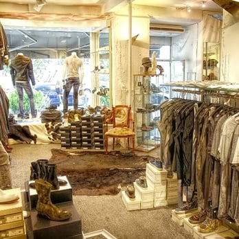Statione Boutique - Das Ladengeschäft von innen - Jewelry Near Me - Frankfurt, HE Statione Boutique - Das Ladengeschäft von innen - Jewelry Near Me - Frankfurt, HE
