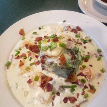 Metro Diner - Shrimp and Grits. - Breakfast & Brunch Near Me - Columbus, Georgia