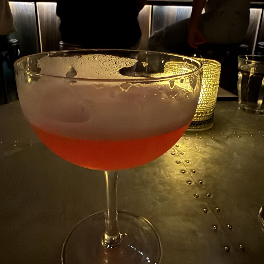 The Victor Bar - Cocktail Bars Near Me - Chicago, Illinois The Victor Bar - Cocktail Bars Near Me - Chicago, Illinois