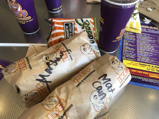 Ike's Love & Sandwiches by null
