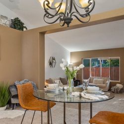 MM Staging & Event Design - Homes Ms Maggie Merrit has Staged