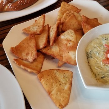 West Park Station - Spinach artichoke dip yummm! - Irish Near Me - Cleveland, Ohio West Park Station - Spinach artichoke dip yummm! - Irish Near Me - Cleveland, Ohio